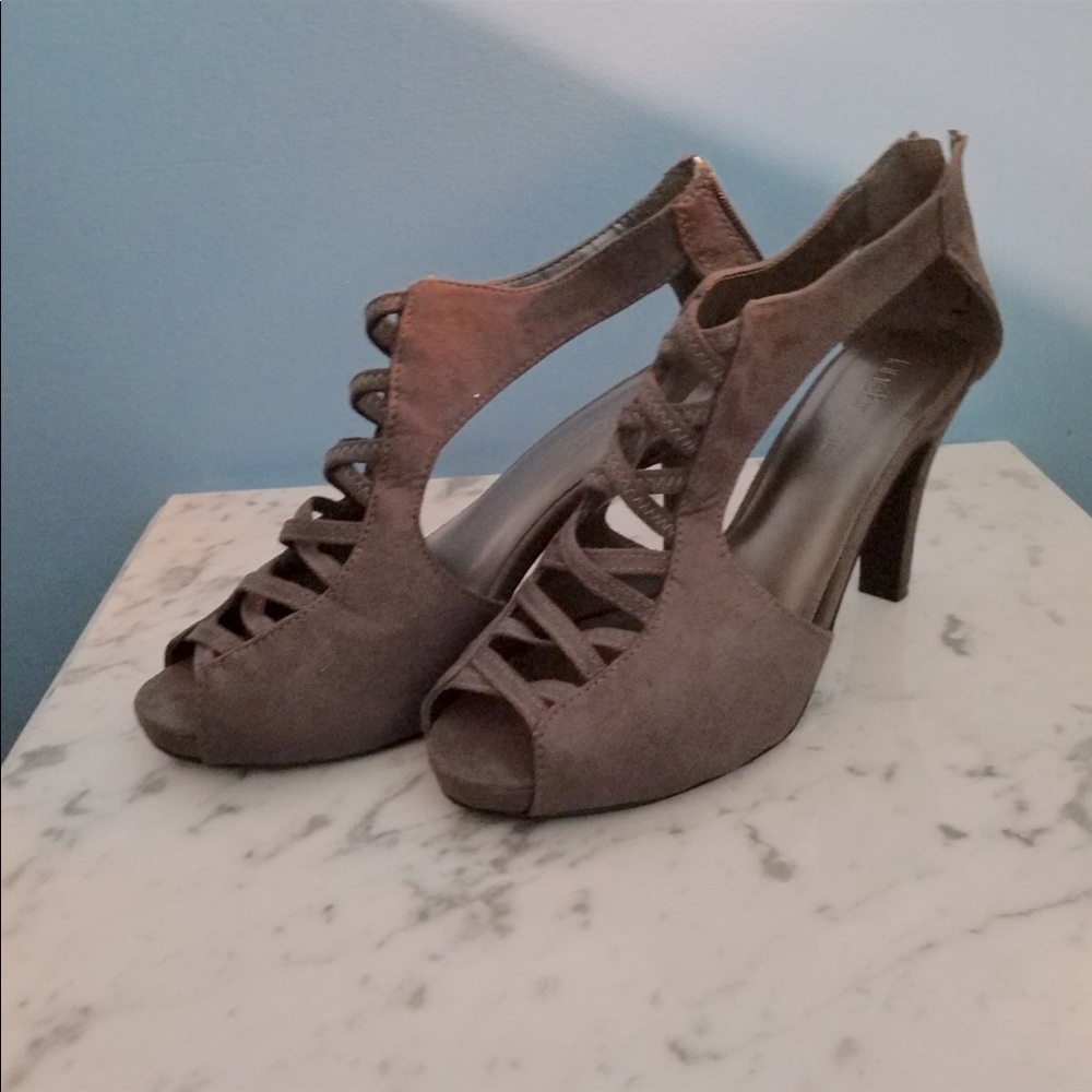 Lane Bryant Gray Suede Heels